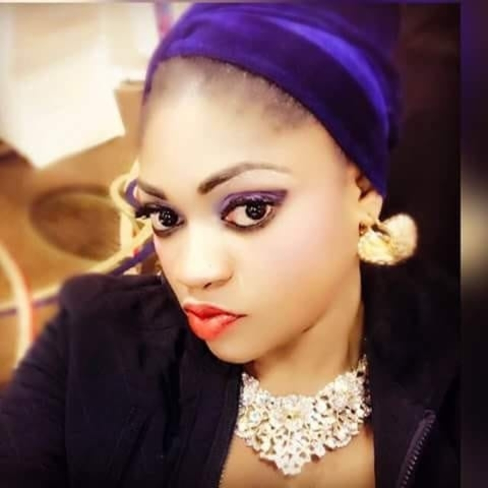 Meet your Posher, Etkins